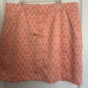 This Ladies Women's Golf Pickleball IZOD Skort Skirt in size 10
